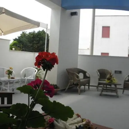 Blue Sky - 3* San Foca