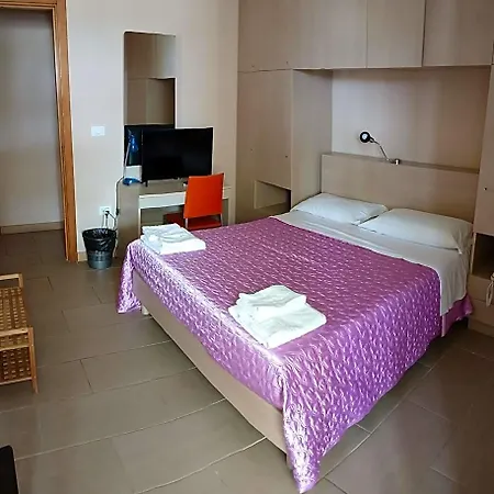 Hotel Blue Sky - 3*